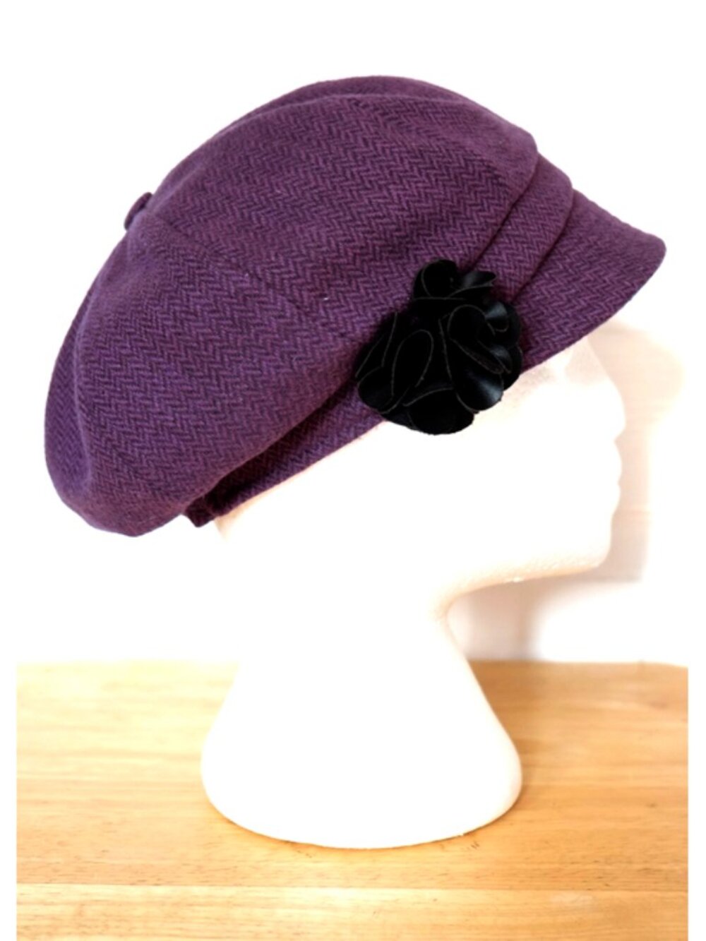 Mucros Weavers Ireland purple herringbone tweed wool page boy hat with flower
